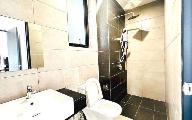 OYO Home 90948 Irishe Homestay Penang City Seaview