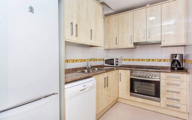 Trendy 3 Bedroom Flat in Central Area
