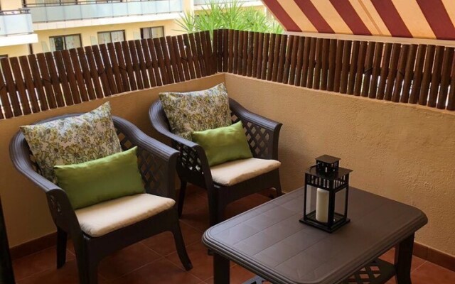 Holidays2Torremolinos La Colina terrace