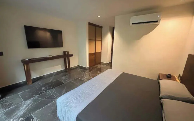 2BR w/ Private Pool Near the Beach Spacious Stay