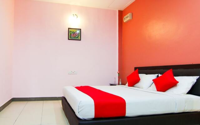 OYO 11343 Hotel Putra Iskandar