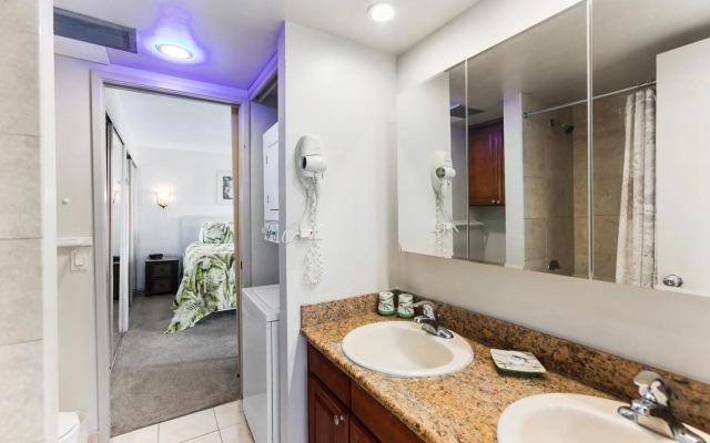 Waikiki Beach Condominiums