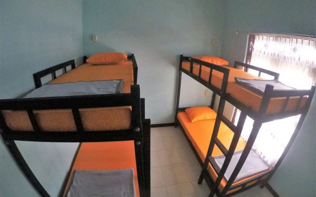 Dhika Adventure - Hostel