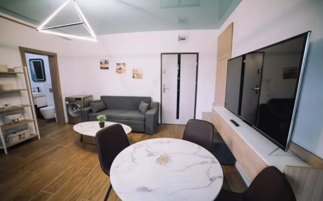 Signature Promenada Hotel-Apartments 2