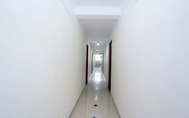Hotel Ganesh by OYO Rooms