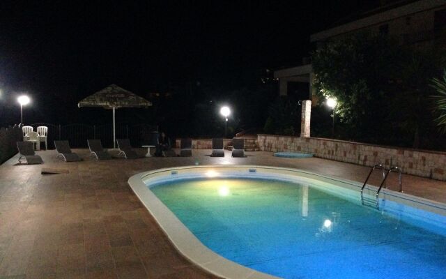 Residence Villa Santa Lucia