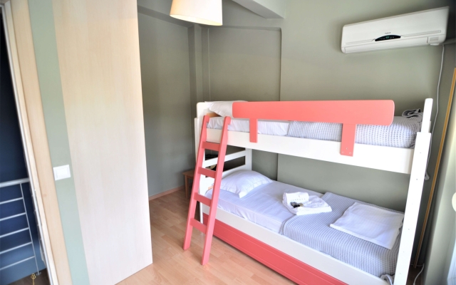 Zennova #14 Summer Family Apartment