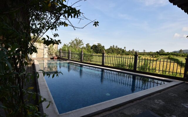 Uma Shanty Near to Lempuyang