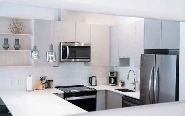 Rustic Retreat by Revelstoke Vacations