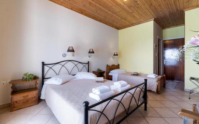 Apostolos Apartment 4