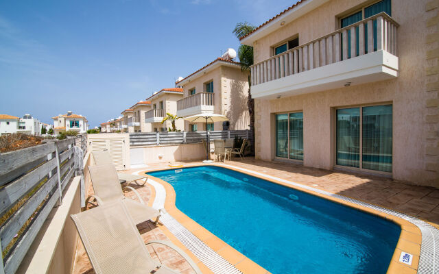 Amadora Luxury Villas