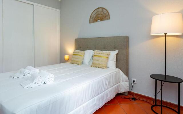 Gorgeous 2BDR Apartment W/Patio & Pool by LovelyStay