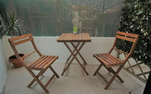 Quiet and Central Apartment