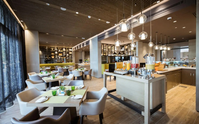 Centro Mada Amman By Rotana