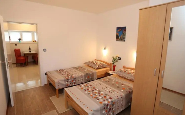Apartment Jurin