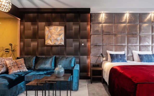 Art Suites Hotel