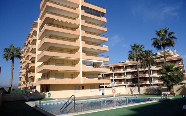 Apartamentos Alboran 4/6 Lek