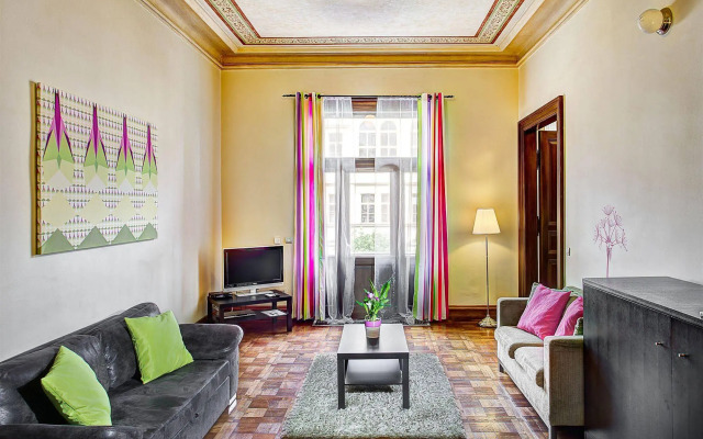 Art House Apartments by Adrez Living