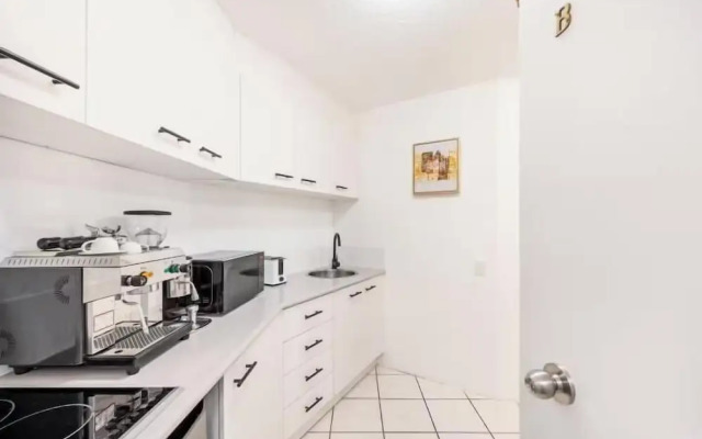 Wake to the Waves - Oceanfront Apartment