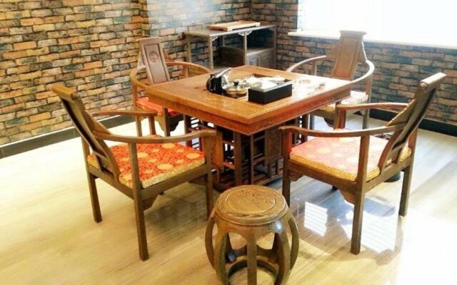 Kaiwen International Business Hotel