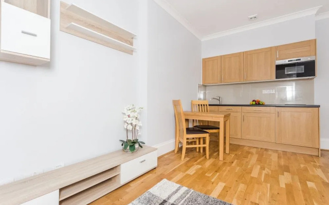 Cleveland Apartments