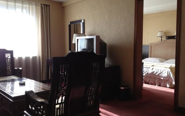 PAI Hotel Chengde Pingquan Central Square