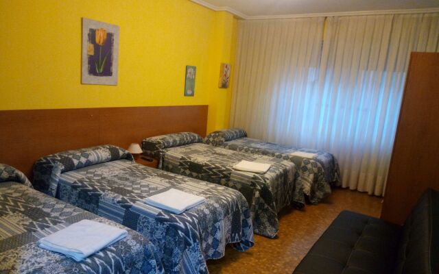 Pensión Cinco Villas