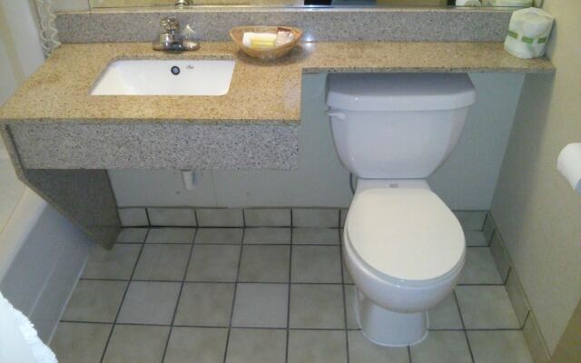 Guest Lodge Pageland