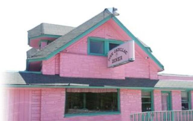 Relax Inn By OYO Natural Bridge I-81