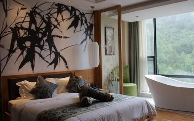 Xianning Youth Theme Hotel