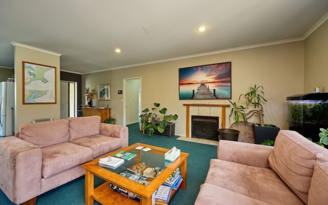 Awatea Country B&B