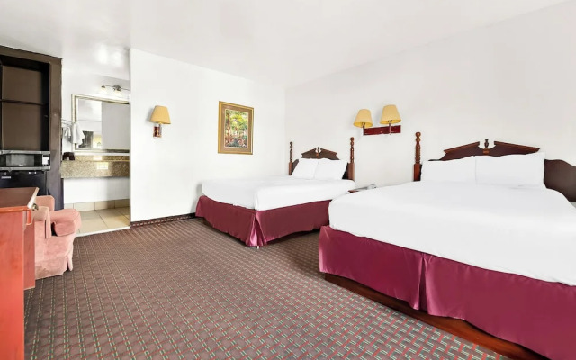 Capitol Inn And Suites