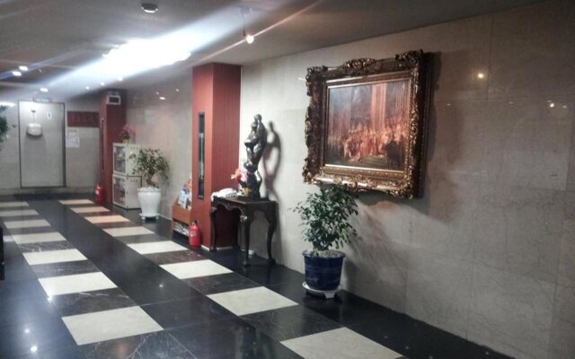 Bali Tourist Hotel