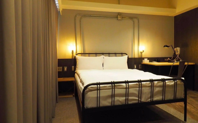 Yizhong Loft Hostel