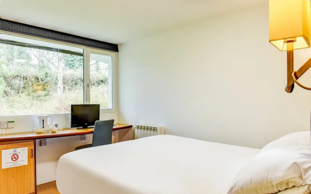 The Hotel Rafiya