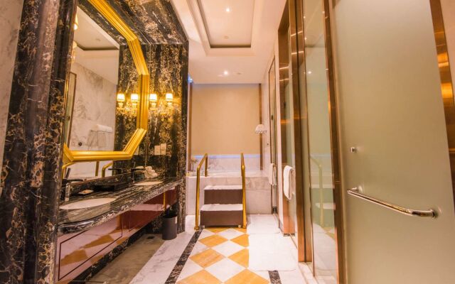 Sheraton Zhenjiang Hotel