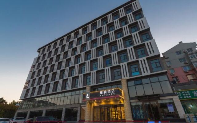 Lavande Hotel  ( Yizhuang Bridge Subway Station,Beijing  YiZhang Development Zone)