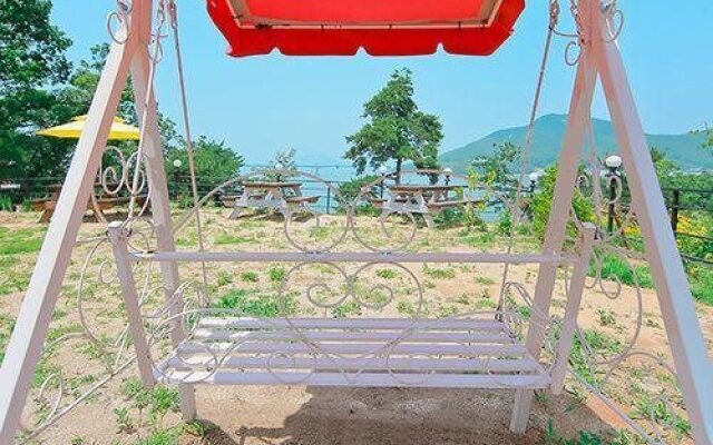 Seongmodosky Port Pension