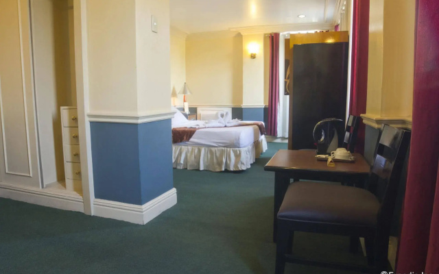 Miramar Hotel