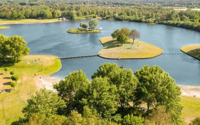 Pimpelmees Modern Retreat