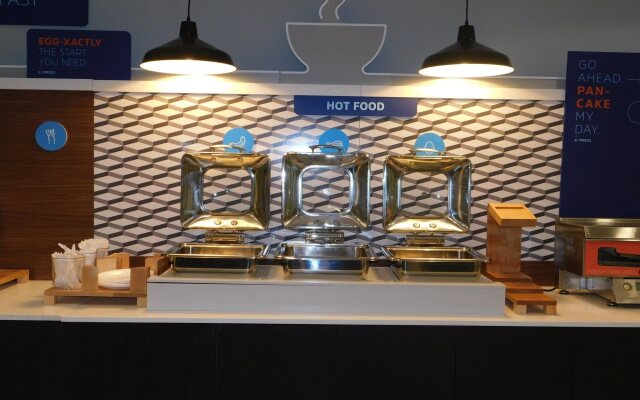 Holiday Inn Express & Suites Millington by IHG
