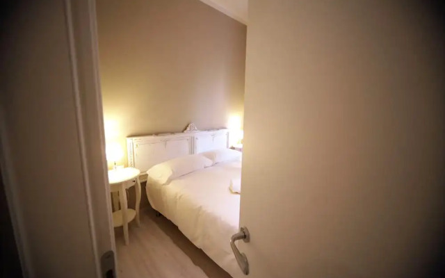 Short Walk to The Duomo Cozy 1BD Apt