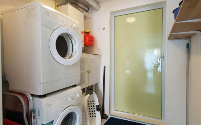 Superb holiday home in Oudemirdum with fireplace