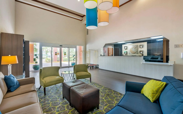 Comfort Inn & Suites Fort Lauderdale West Turnpike