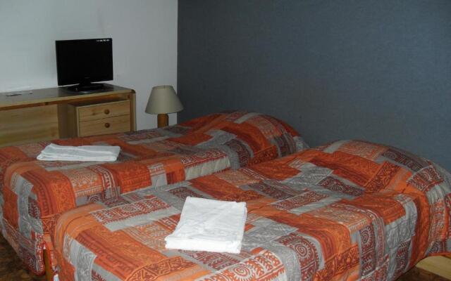 Hotel Le Pressoir - Auxerre Appoigny
