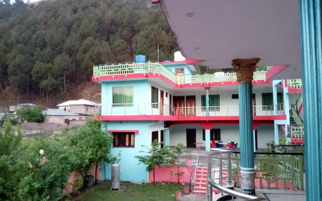 Mountain View Hotel And  Restaurant.