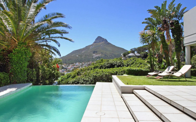 Lion's View Villa & Apartment