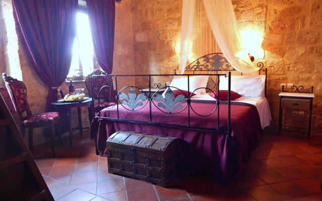 S. Nikolis Historic Boutique Hotel