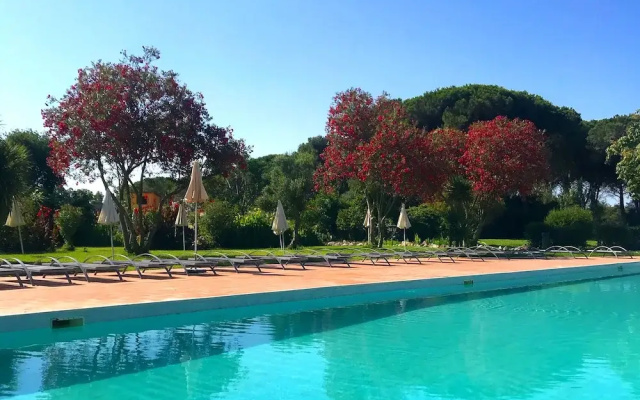 Hotel with swimming-pool in Arborea