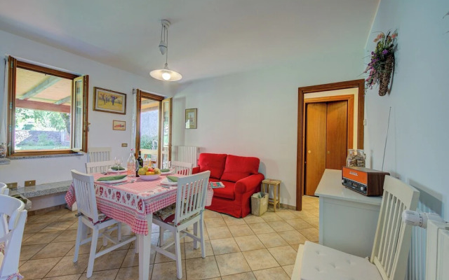 Brighty Rainbow House Garden